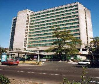 Hotel Swiatowit Лодзь Экстерьер фото