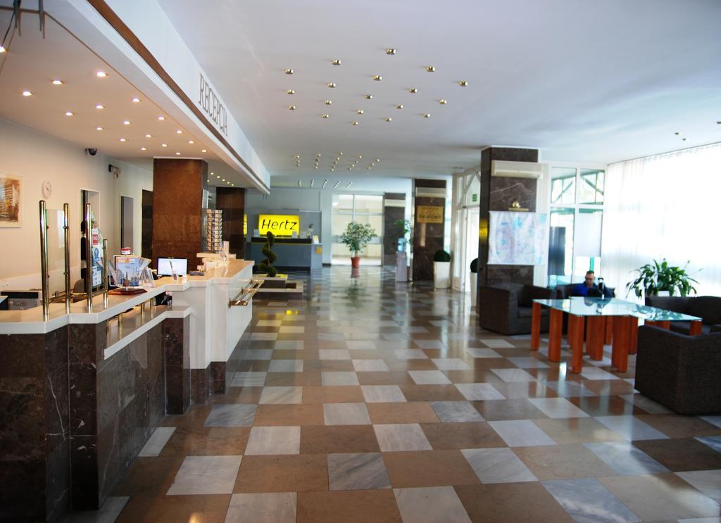 Hotel Swiatowit Лодзь Экстерьер фото
